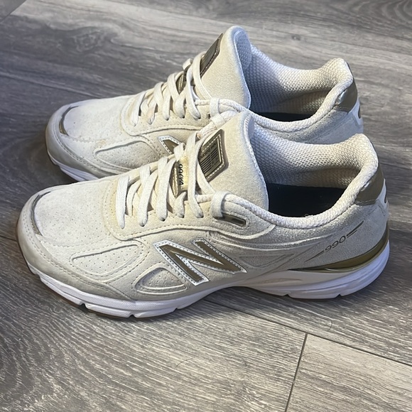 New balance 990v4 - Picture 2 of 6